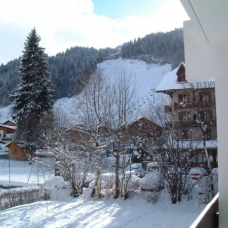 Cozy, 1-bedroom With Spectacular Mountain Views And A Balcon